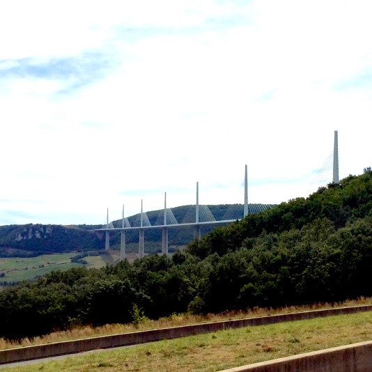 viaduc-de-millau-photo-by-Tiziana-Bergantin