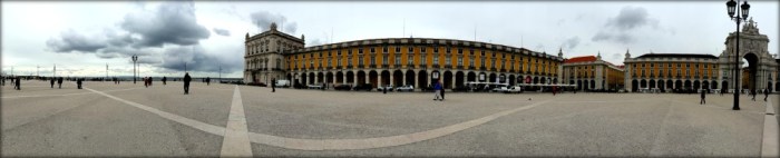 Praça-do-Comércio-Lisboa-photo-by-Tiziana-Bergantin-w0